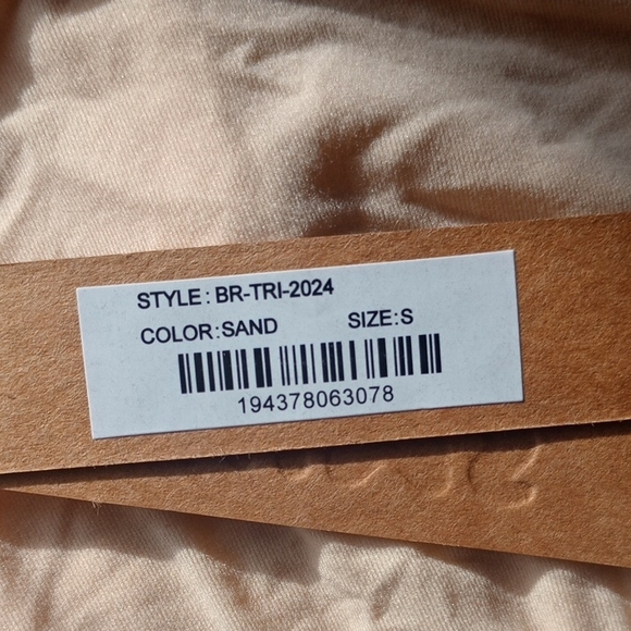 NWT SKIMS Fits Everybody Triangle Bralette In Sand Size Small - Picture 2 of 5